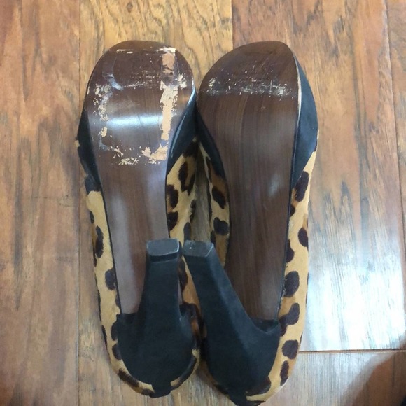 STUART WEITZMAN Leopard Print Pony Hair Platform Pump - Picture 5 of 6